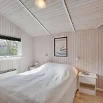 Justiina - 800m From The Sea By Interhome Bøtø By
