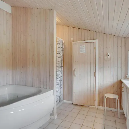 Holiday home Justiina - 800m From The Sea In Lolland- Falster And Mon By Interhome Boto By