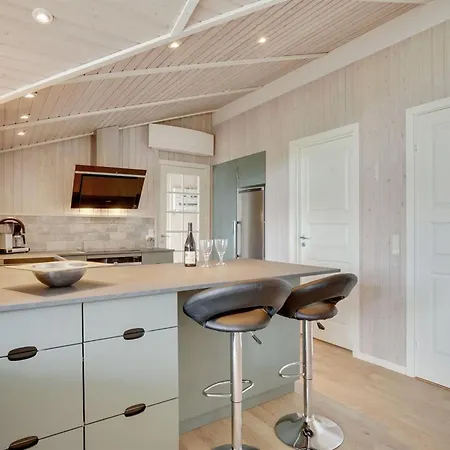 Justiina - 800m From The Sea By Interhome Feriehus *