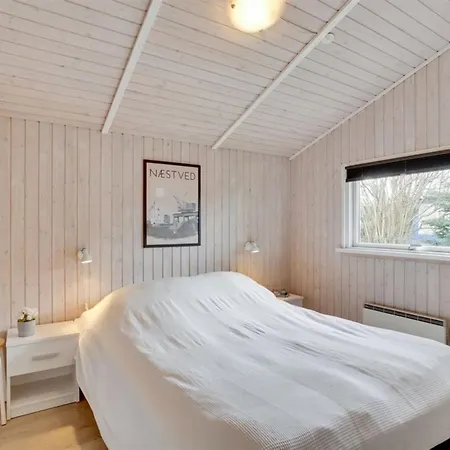 Justiina - 800m From The Sea By Interhome Bøtø By
